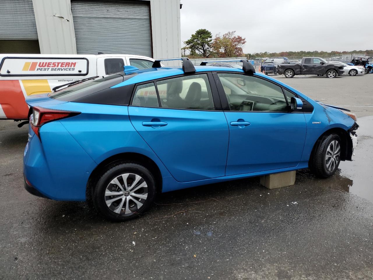 Изображение 3 2022 TOYOTA PRIUS LE 2022 с VIN JTDL9MFU4N3035683