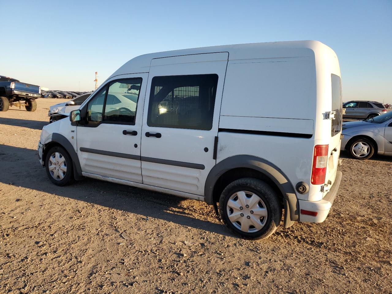 Изображение 2 2011 FORD TRANSIT CONNECT XLT 2011 с VIN NM0LS6BN8BT064790