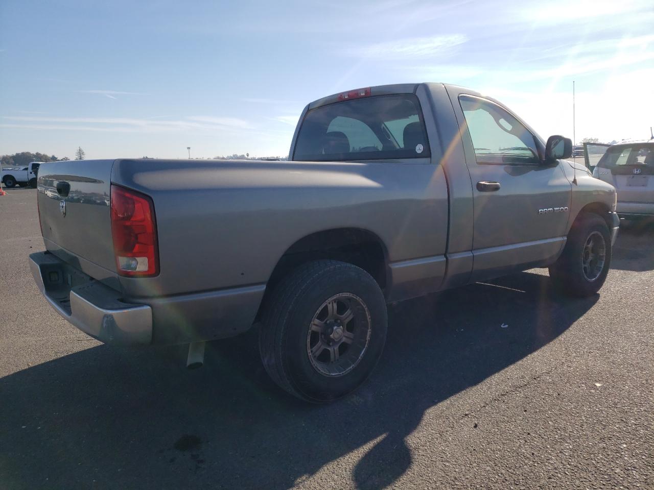 Obraz 3 z 2005 DODGE RAM 1500 ST 2005 z VIN 1D7HA16D35J537808