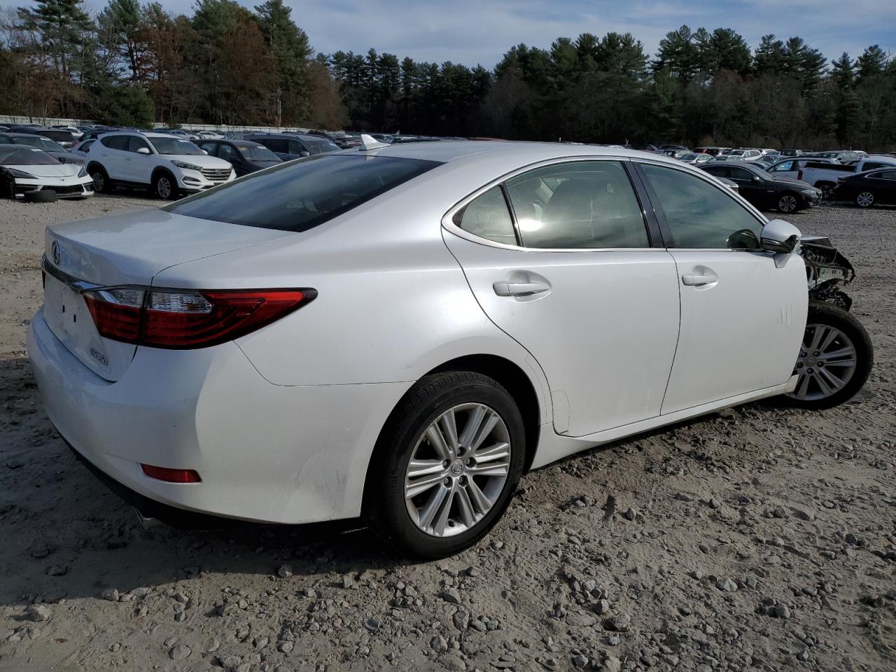 Image 3 of 2013 LEXUS ES 350 2013 with VIN JTHBK1GG4D2074249