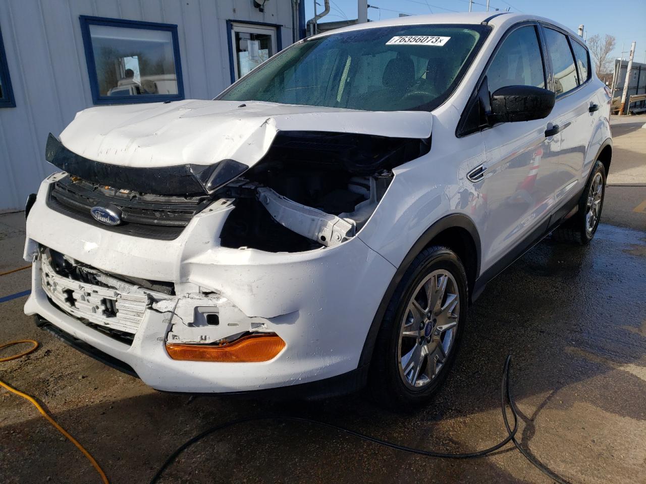 Изображение 1 2016 FORD ESCAPE S 2016 с VIN 1FMCU0F72GUB69201