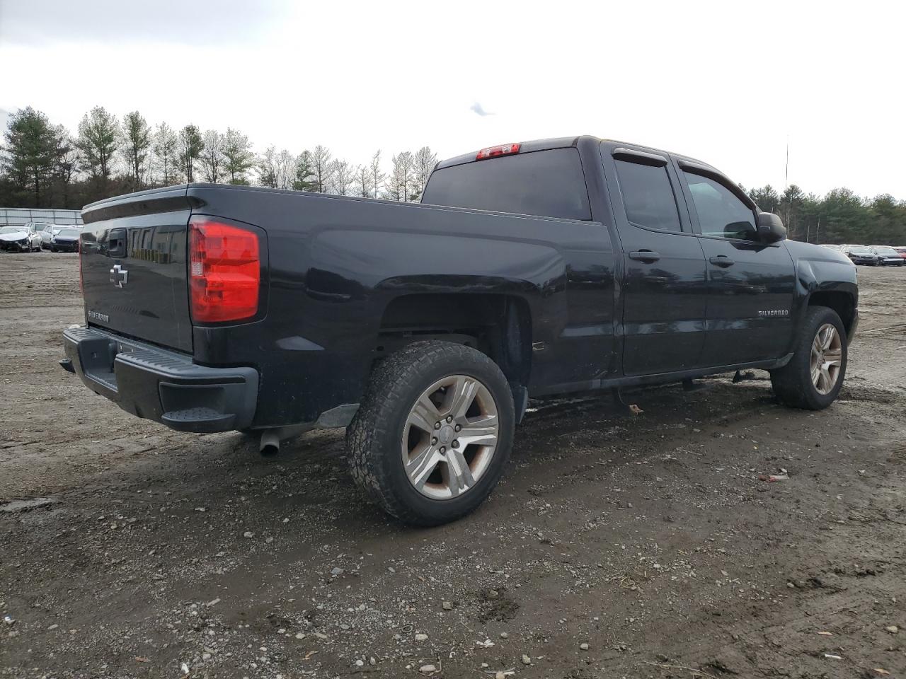 Image 3 of 2016 CHEVROLET SILVERADO C1500 CUSTOM 2016 with VIN 1GCRCPECXGZ333130