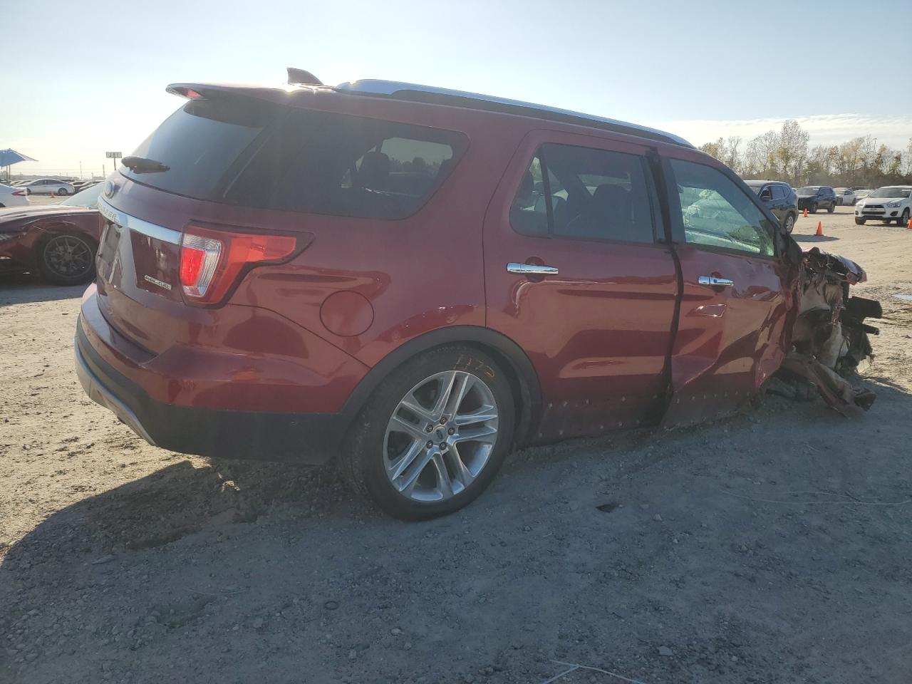 Image 3 of 2016 FORD EXPLORER LIMITED 2016 with VIN 1FM5K7F80GGD26030