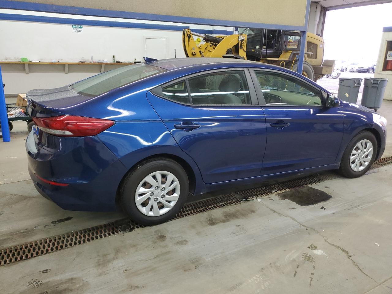 Изображение 3 2017 HYUNDAI ELANTRA SE 2017 с VIN 5NPD74LF8HH131874