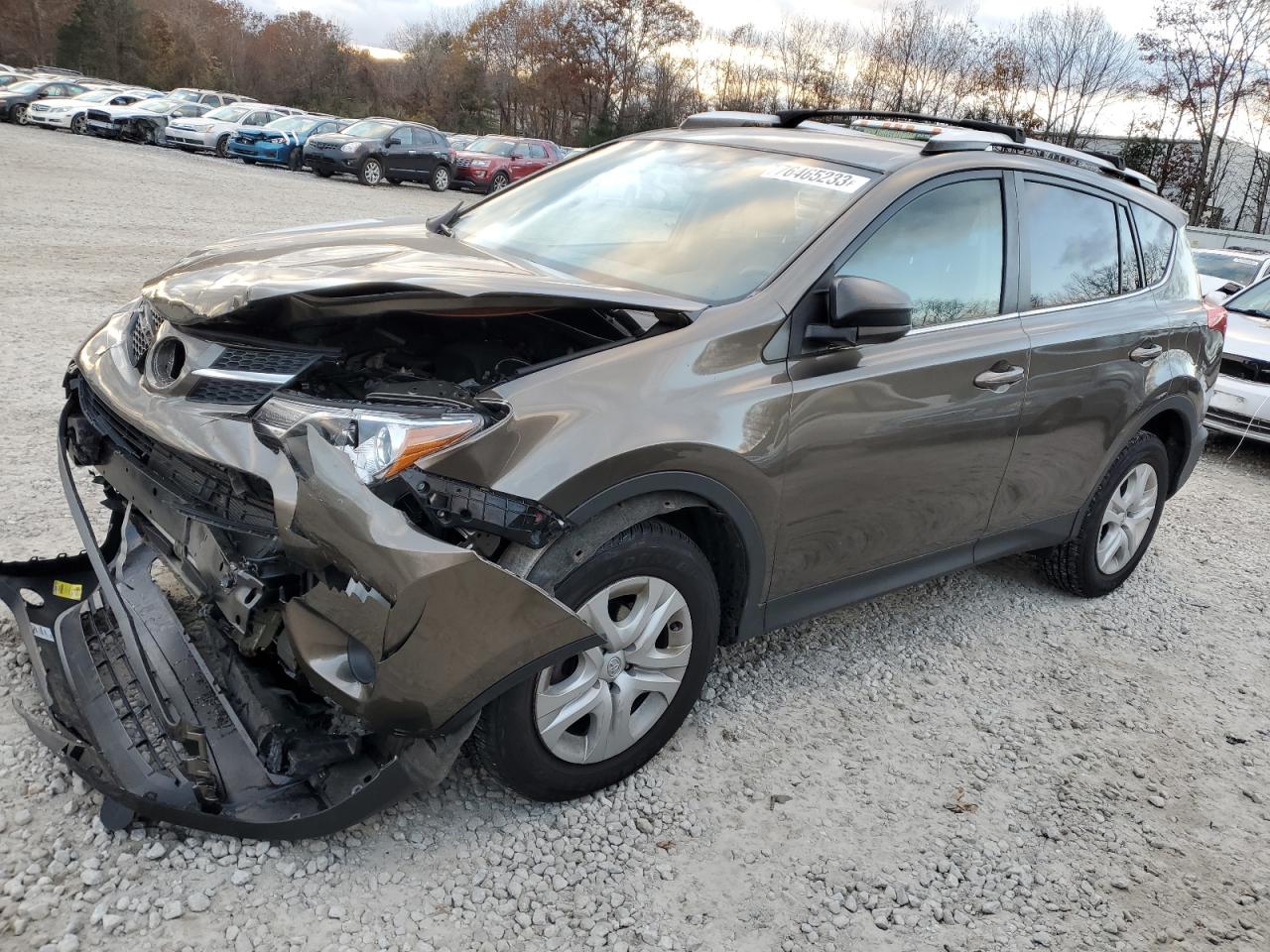 Image 1 of 2015 TOYOTA RAV4 LE 2015 with VIN JTMBFREV4FD143261