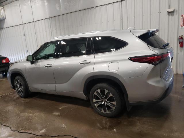 Image 2 of 2021 TOYOTA HIGHLANDER XLE 2021 with VIN 5TDGZRBH8MS546754