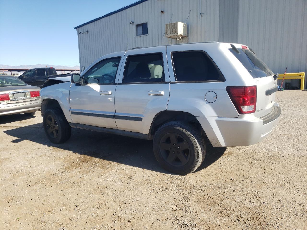 Image 2 of 2008 JEEP GRAND CHEROKEE LAREDO 2008 with VIN 1J8GS48K98C246621