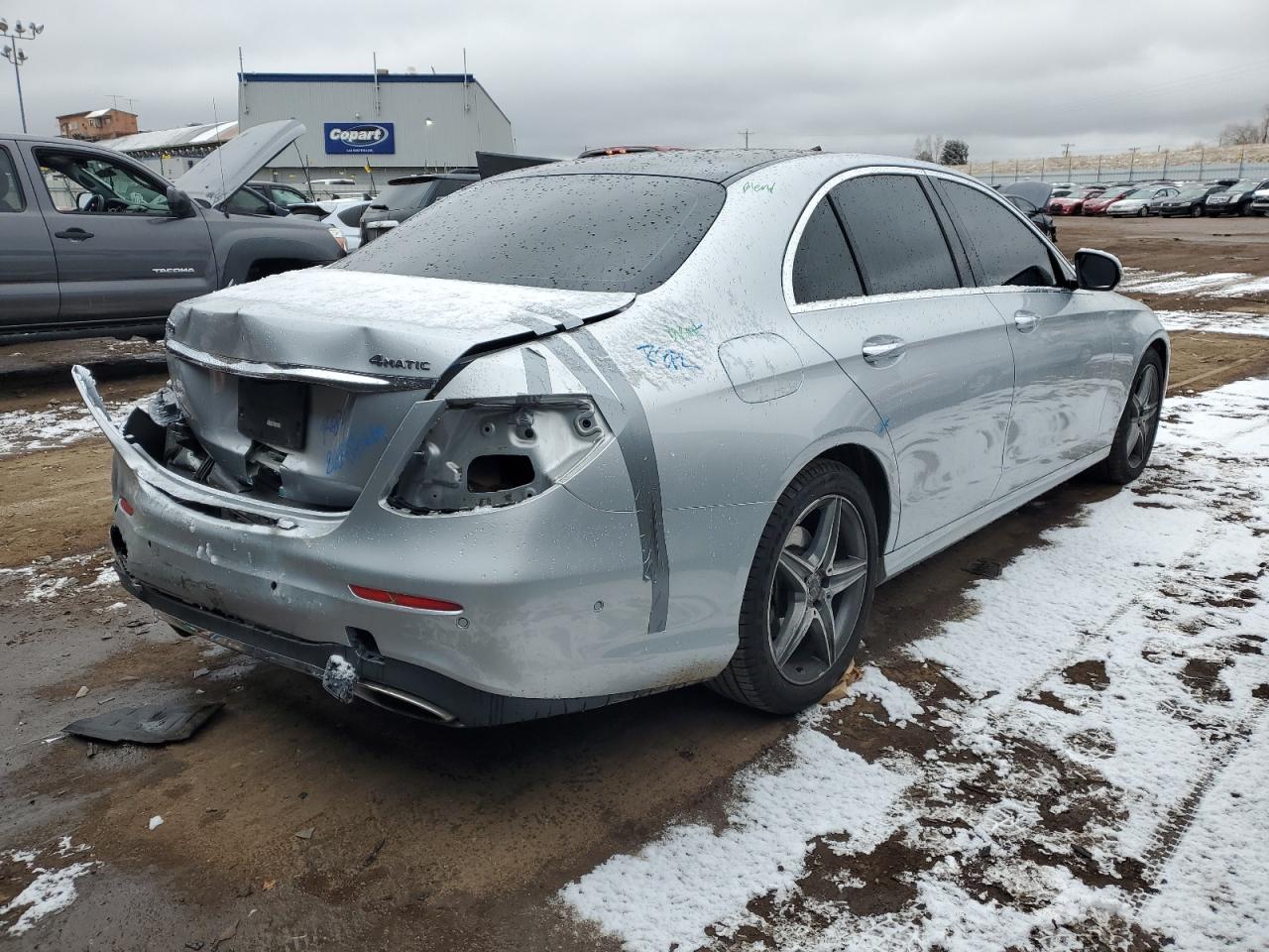 Изображение 3 2019 MERCEDES-BENZ E 300 4MATIC 2019 с VIN WDDZF4KB7KA551752