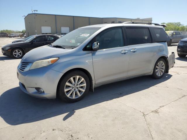 2011 TOYOTA SIENNA XLE 2011 image