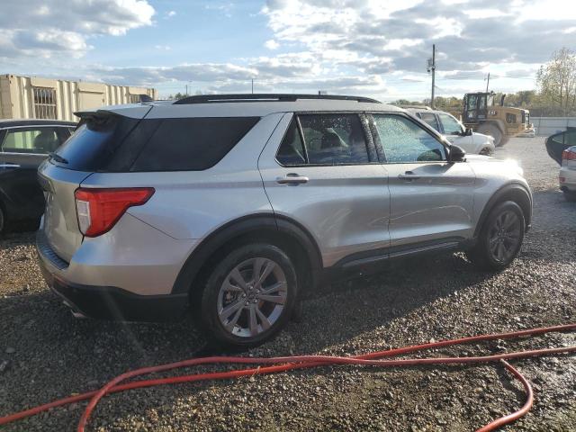 Image 3 of 2022 FORD EXPLORER XLT 2022 with VIN 1FMSK7DHXNGB45391