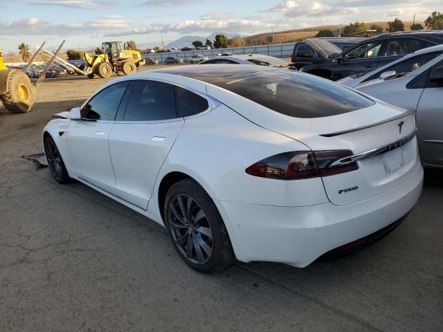 Obraz 2 z 2019 TESLA MODEL S  2019 z VIN 5YJSA1E49KF312183