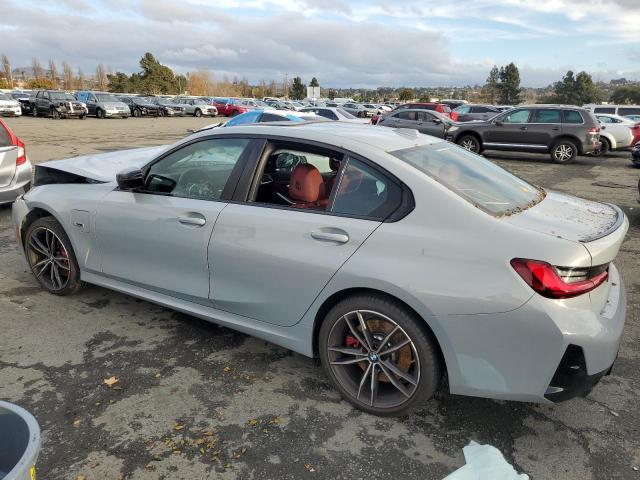 Изображение 2 2023 BMW 330E  2023 с VIN 3MW39FF04P8D06340