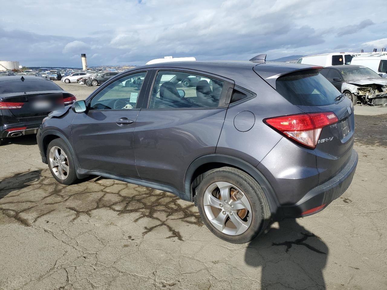 Obraz 2 z 2017 HONDA HR-V LX 2017 z VIN 3CZRU5H35HM714734
