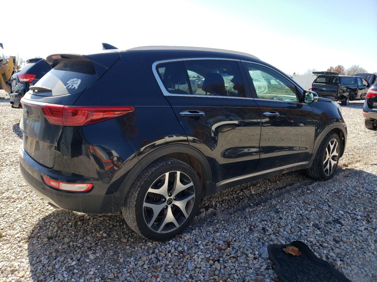 Obraz 3 z 2017 KIA SPORTAGE SX 2017 z VIN KNDPR3A68H7061320