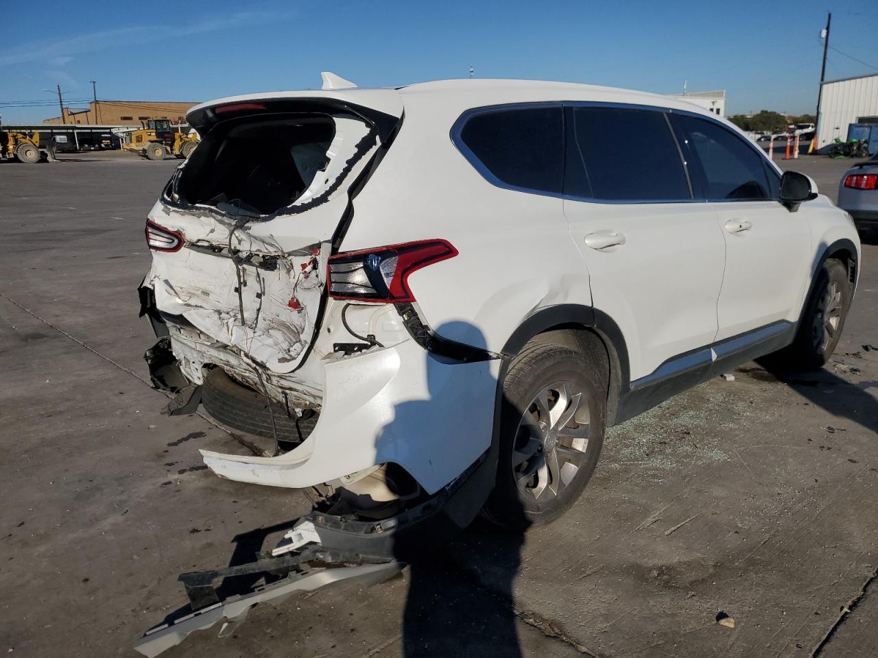Image 3 of 2019 HYUNDAI SANTA FE SEL 2019 with VIN 5NMS3CAD0KH078820