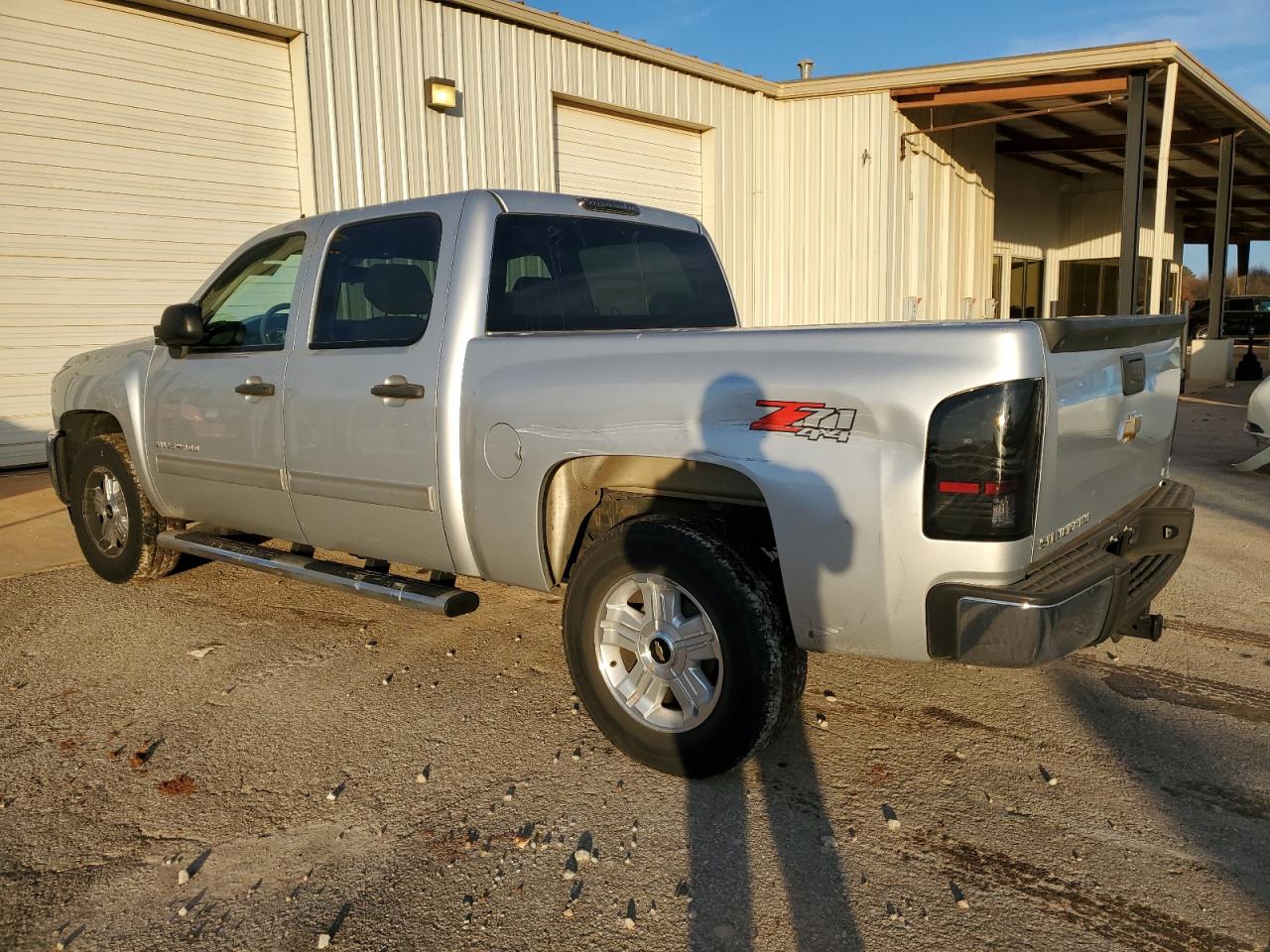Изображение 2 2013 CHEVROLET SILVERADO K1500 LT 2013 с VIN 3GCPKSE79DG147672