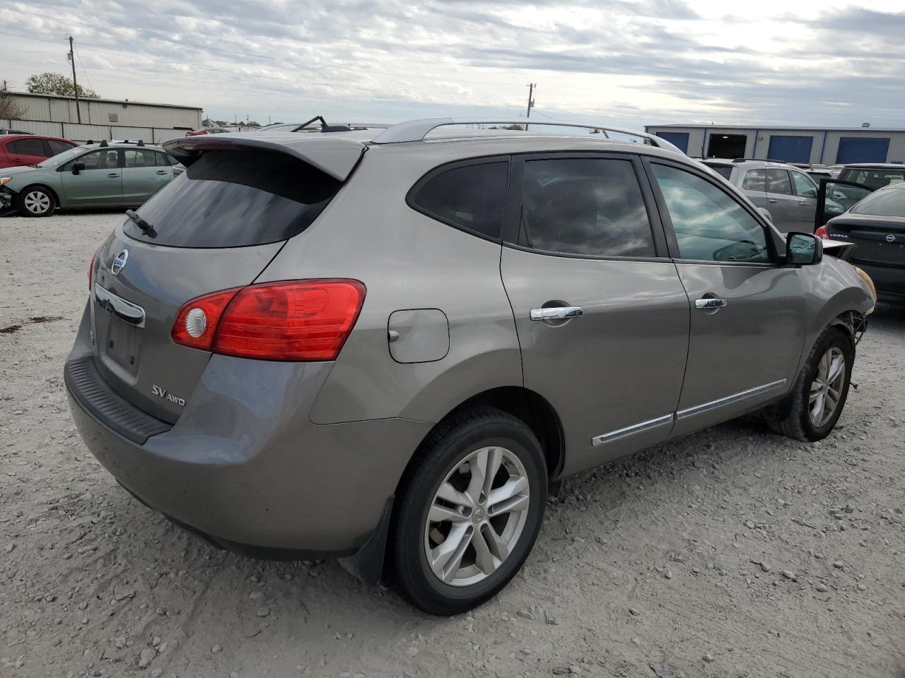 Изображение 3 2013 NISSAN ROGUE S 2013 с VIN JN8AS5MV9DW105158