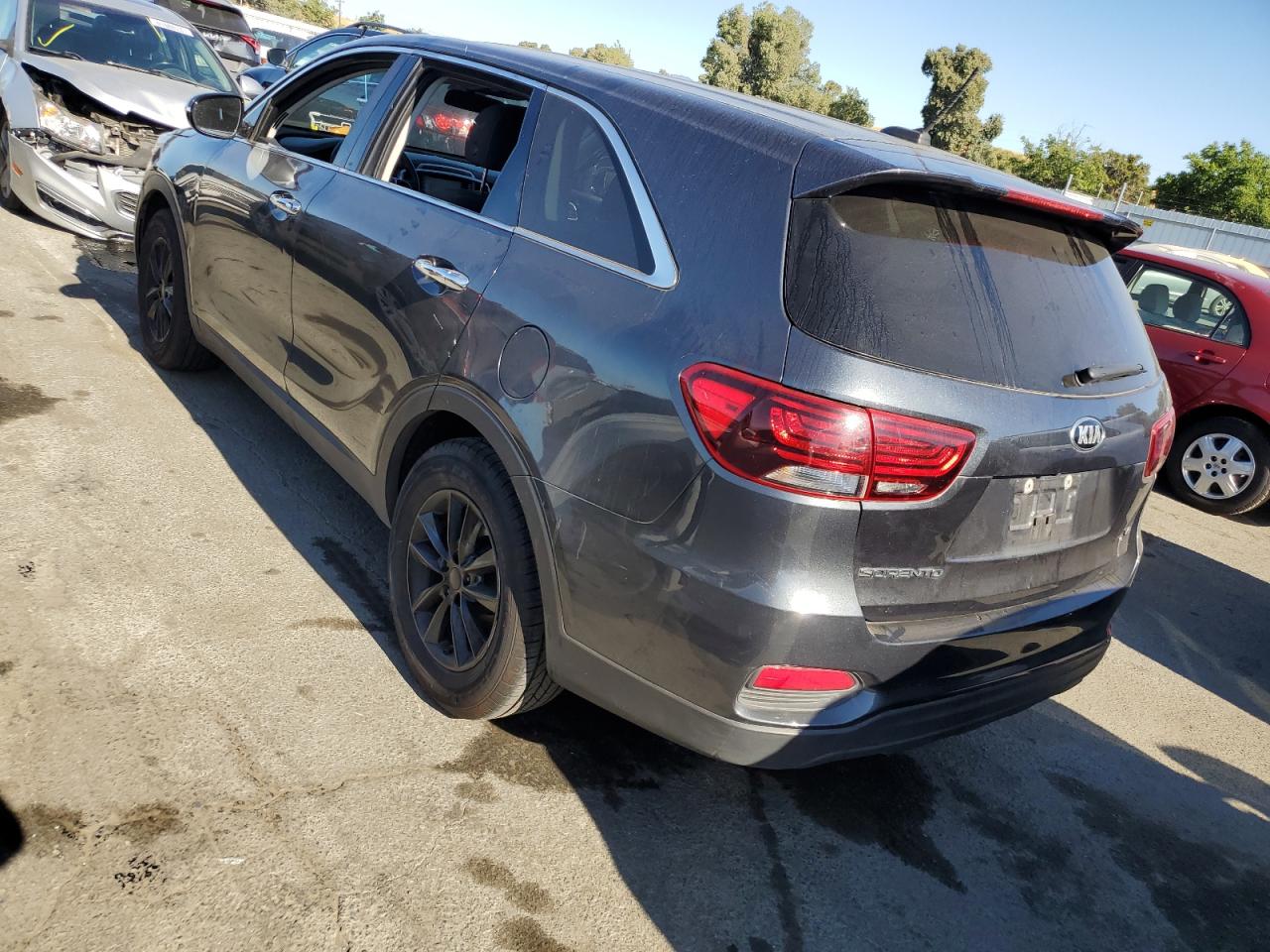 Изображение 2 2020 KIA SORENTO S 2020 с VIN 5XYPG4A53LG626622