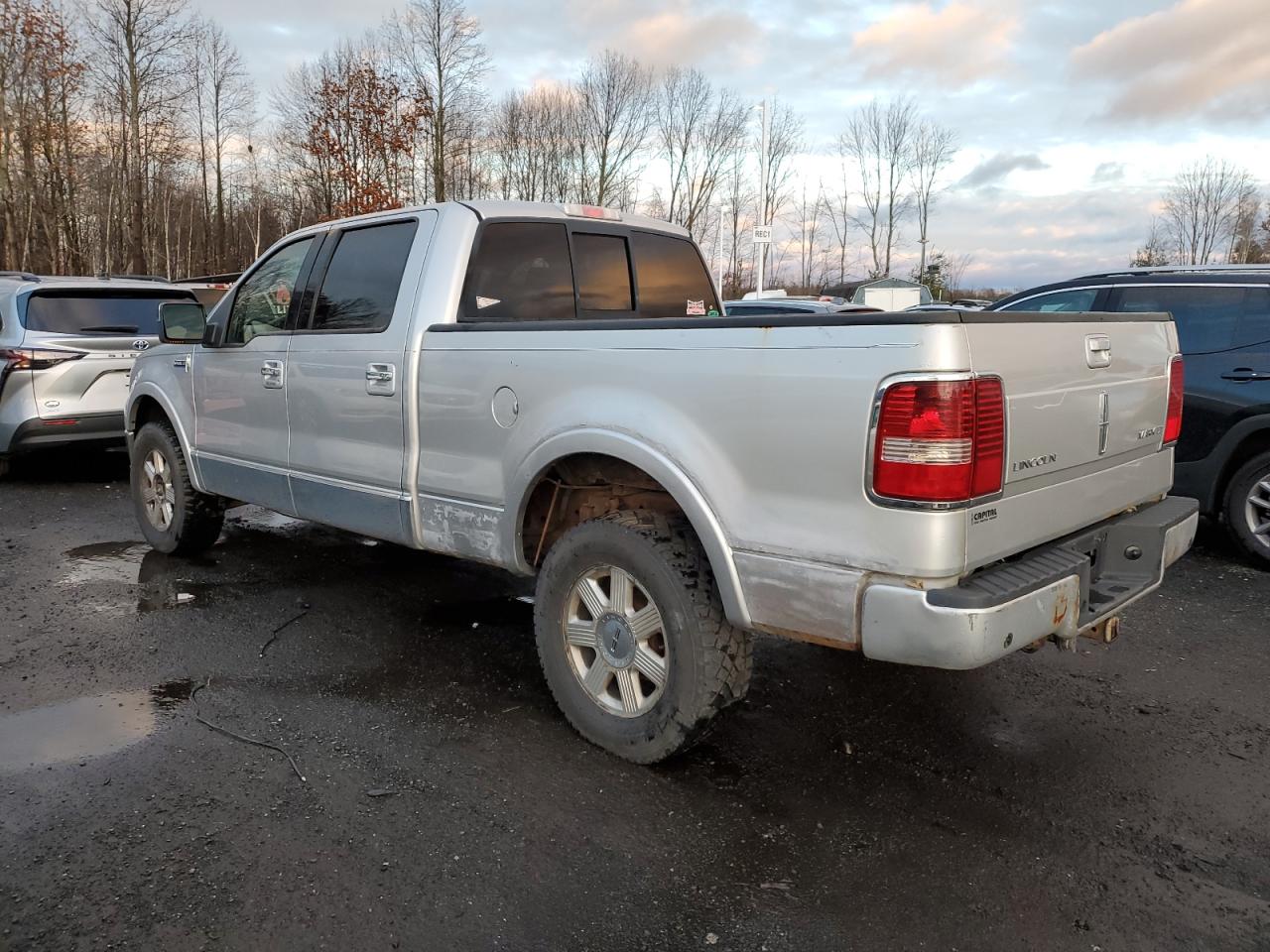 Obraz 2 z 2007 LINCOLN MARK LT  2007 z VIN 5LTPW18587FJ01844