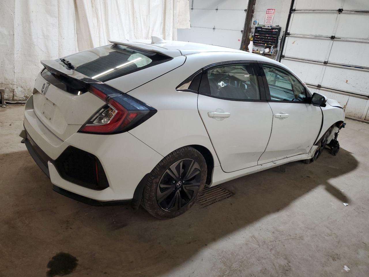 Obraz 3 z 2018 HONDA CIVIC EX 2018 z VIN SHHFK7H52JU208265