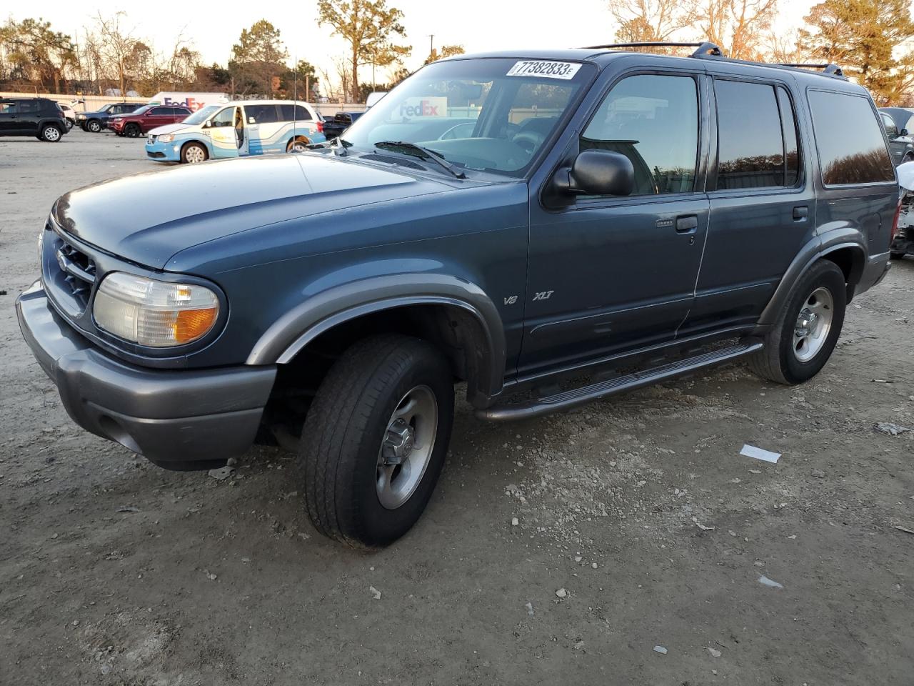 2000 FORD EXPLORER XLT 2000 image