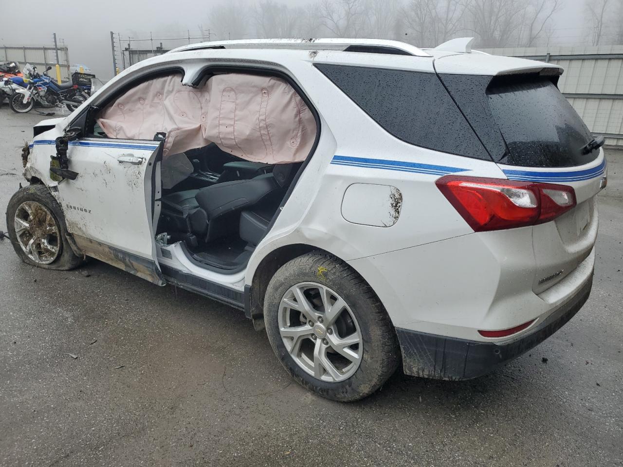 Obraz 2 z 2020 CHEVROLET EQUINOX PREMIER 2020 z VIN 3GNAXXEV1LS577590