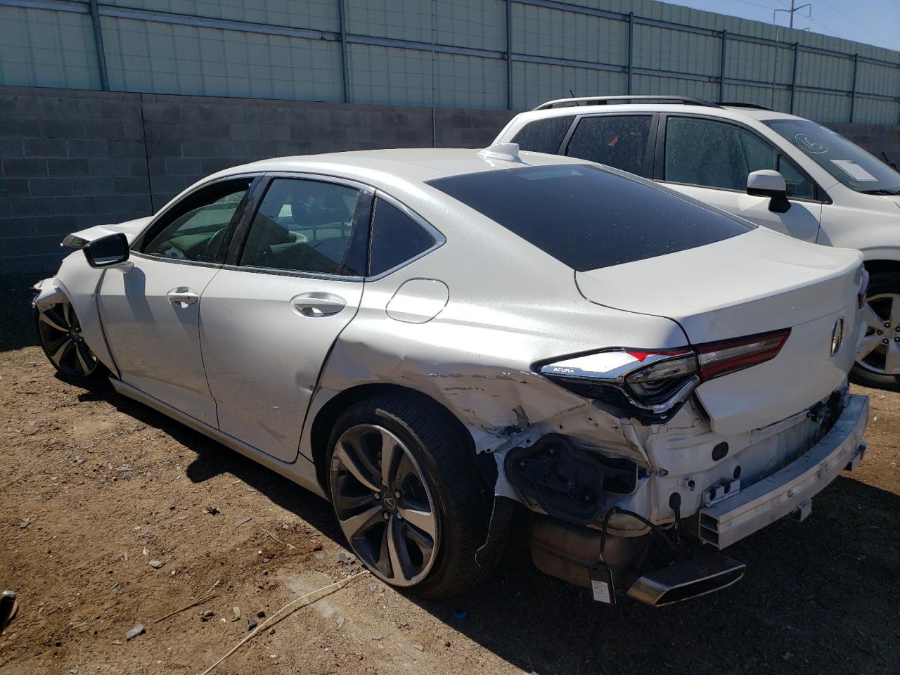 Image 2 of 2021 ACURA TLX ADVANCE 2021 with VIN 19UUB6F60MA000219