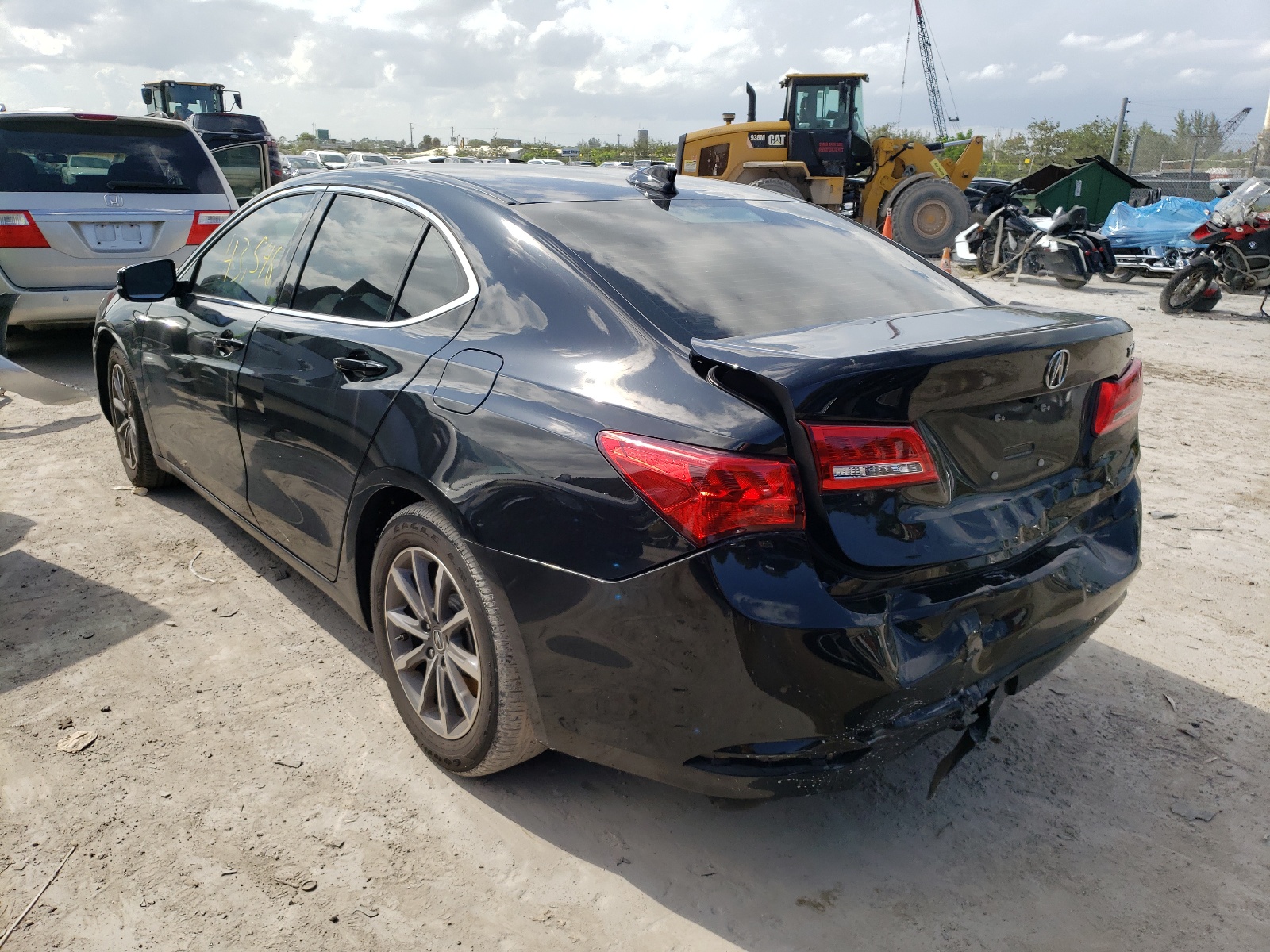 Изображение 3 Acura Tlx 2019 с VIN 19UUB1F38KA004010