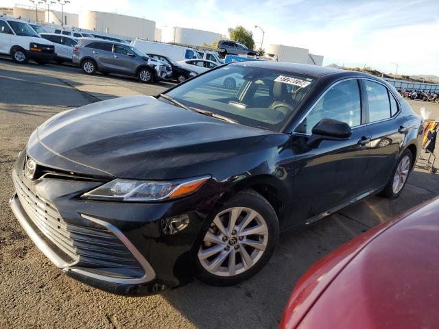 Image 1 of 2022 TOYOTA CAMRY LE 2022 with VIN 4T1C11AK6NU030812