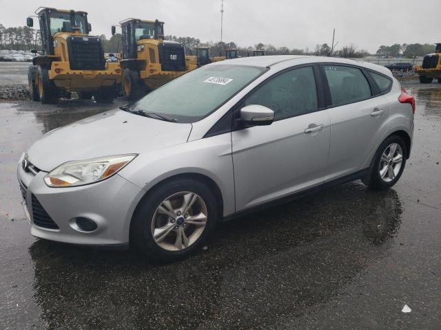 Image 1 of 2013 FORD FOCUS SE 2013 with VIN 1FADP3K2XDL294790