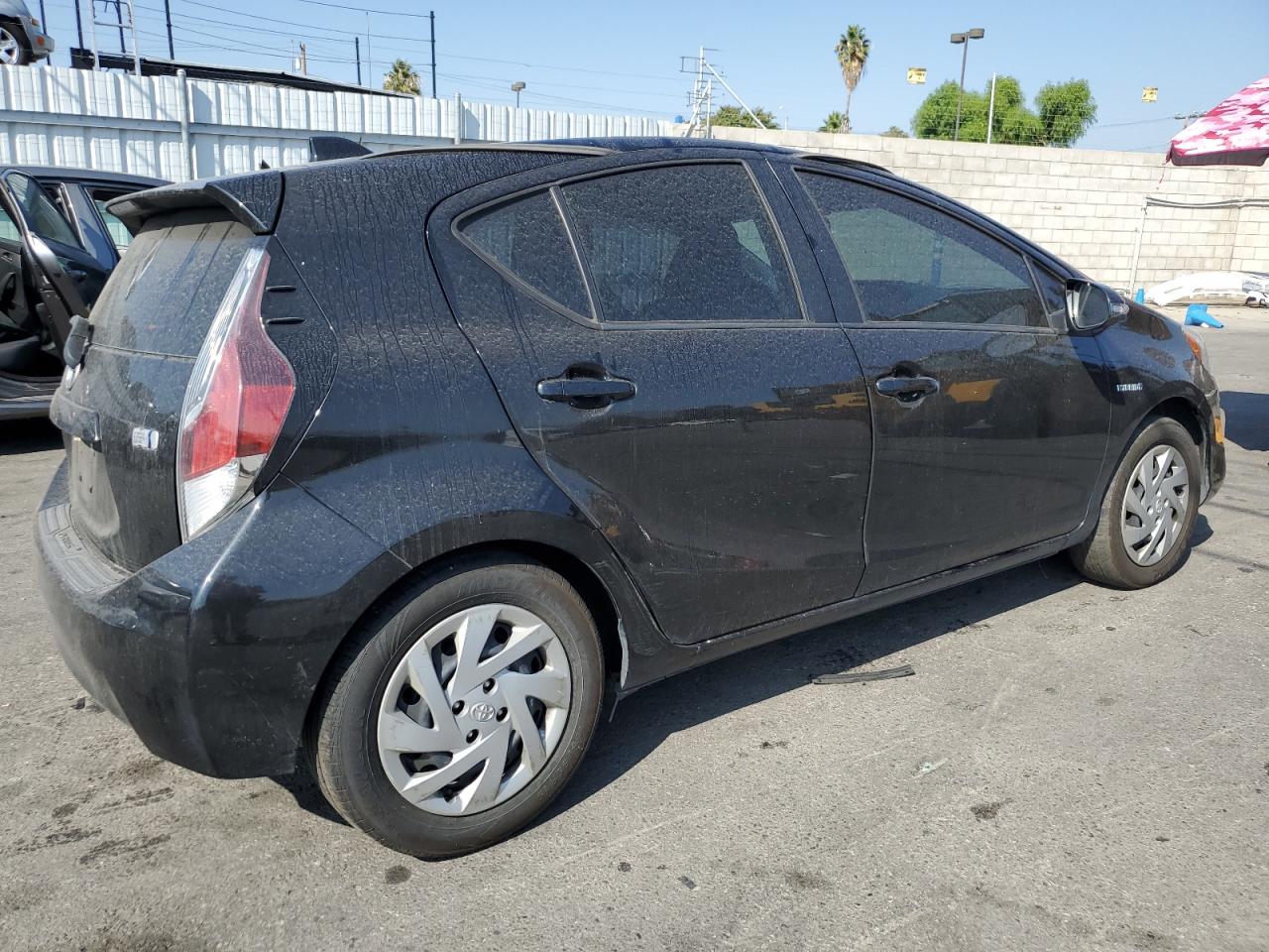 Obraz 3 z 2015 TOYOTA PRIUS C  2015 z VIN JTDKDTB3XF1090573