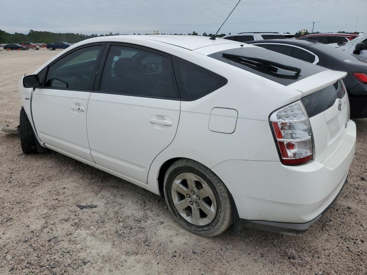 Image 2 of 2008 TOYOTA PRIUS  2008 with VIN JTDKB20U487708160