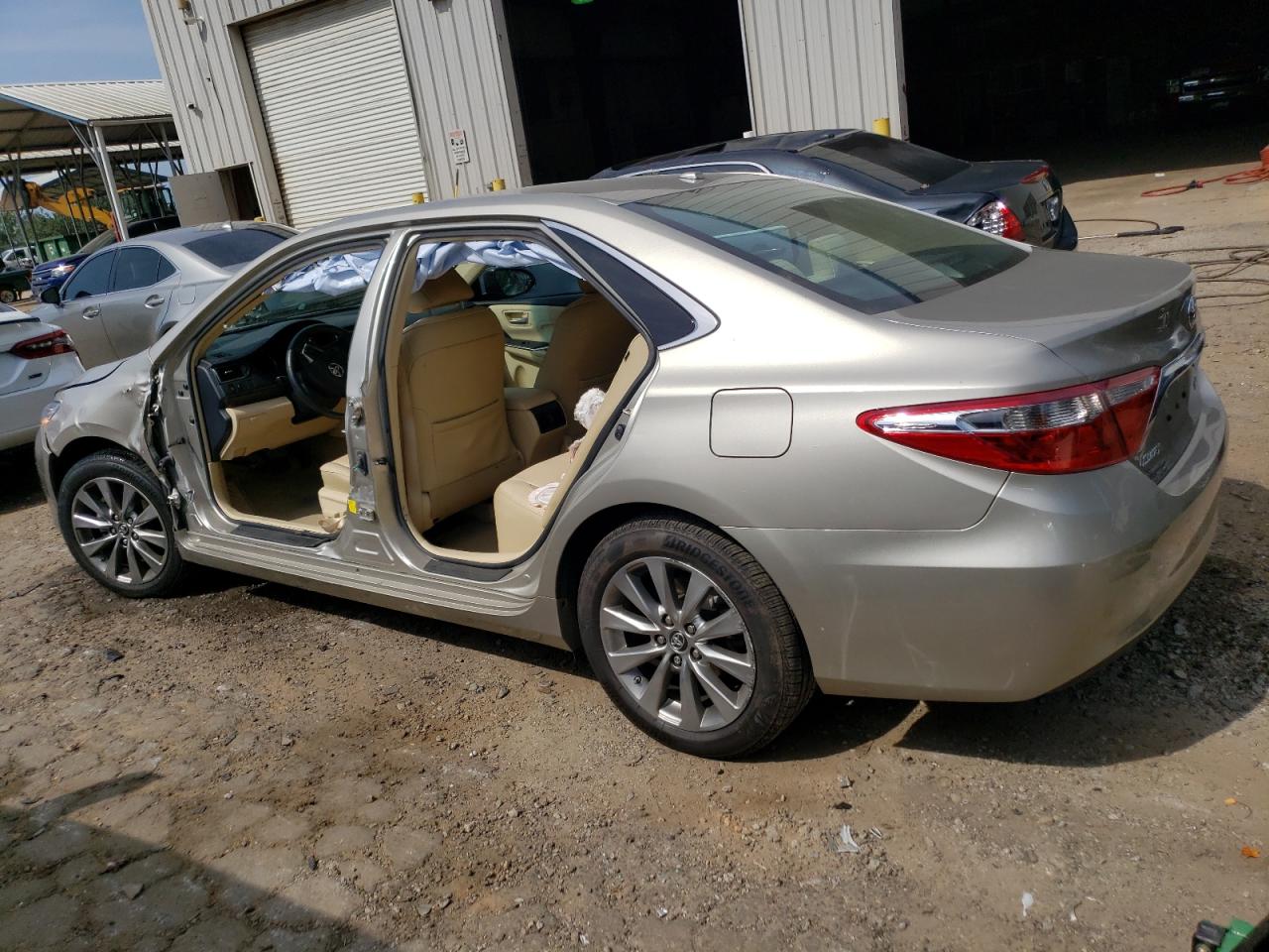 Image 2 of 2017 TOYOTA CAMRY LE 2017 with VIN 4T1BF1FKXHU634003