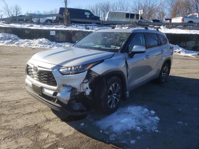 Image 1 of 2022 TOYOTA HIGHLANDER XLE 2022 with VIN 5TDGZRBH3NS592770