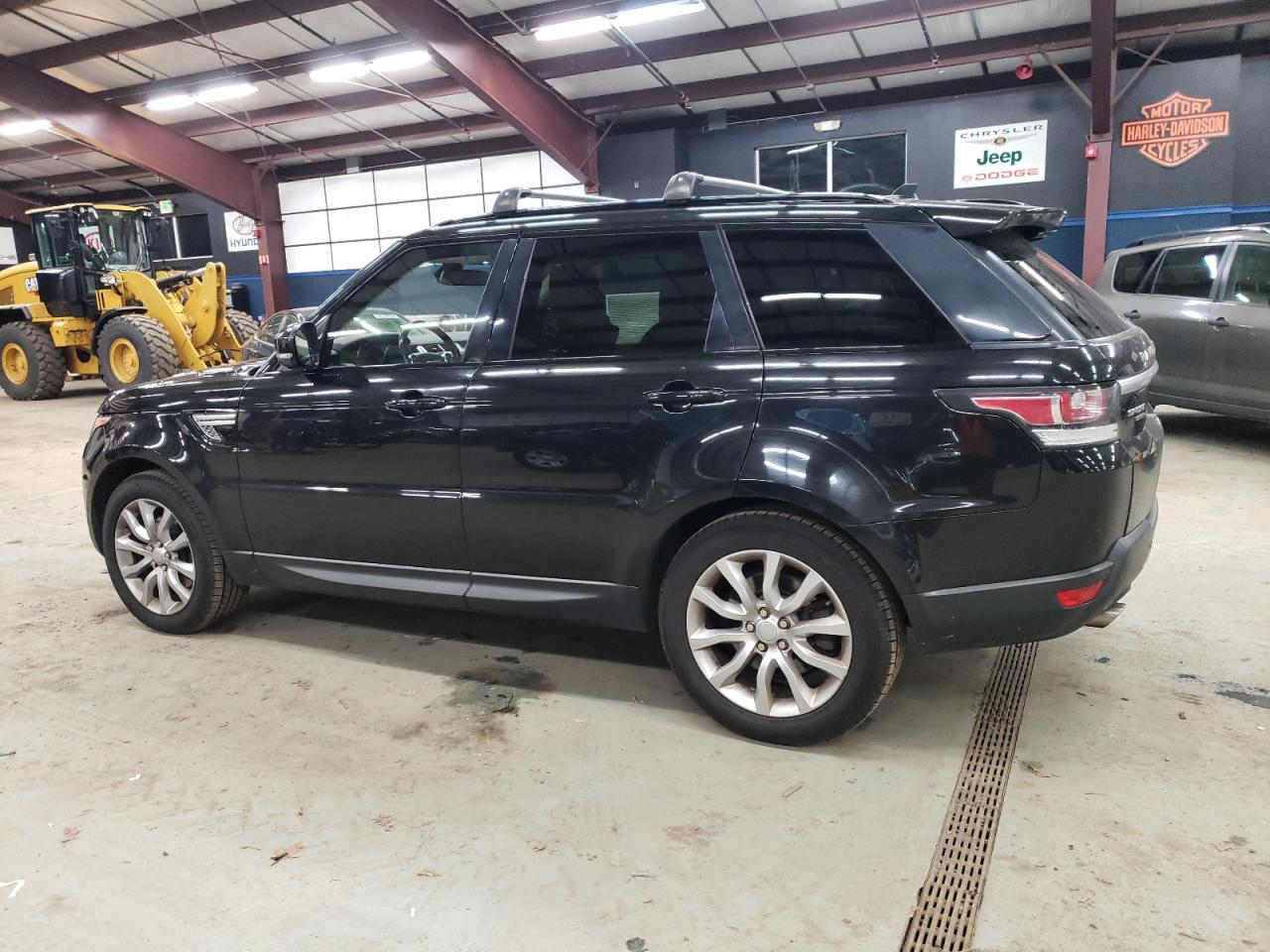 Image 2 of 2016 LAND ROVER RANGE ROVER SPORT HSE 2016 with VIN SALWR2VF0GA647178