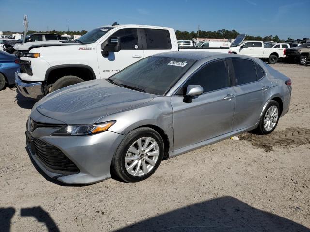 Obraz 1 z 2020 TOYOTA CAMRY LE 2020 z VIN 4T1C11BK8LU008788
