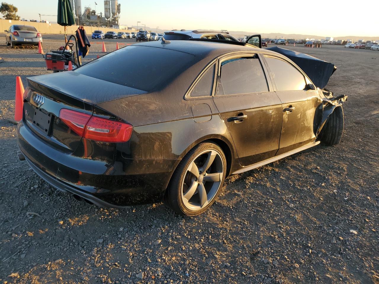 Image 3 of 2014 AUDI S4 PREMIUM PLUS 2014 with VIN WAUBGAFL8EA100079