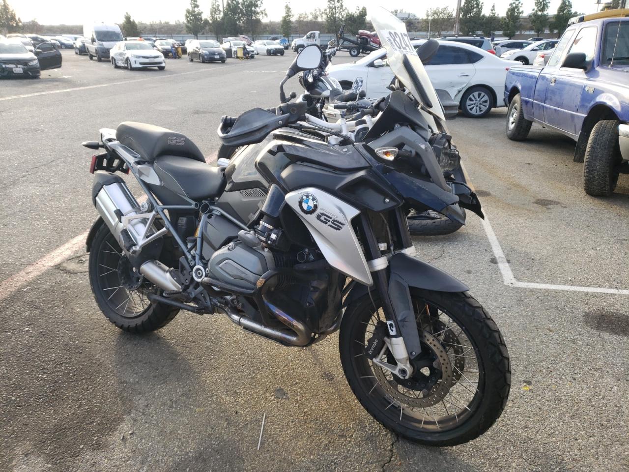Obraz 1 z 2016 BMW R1200 GS 2016 z VIN WB10A1108GZ670299