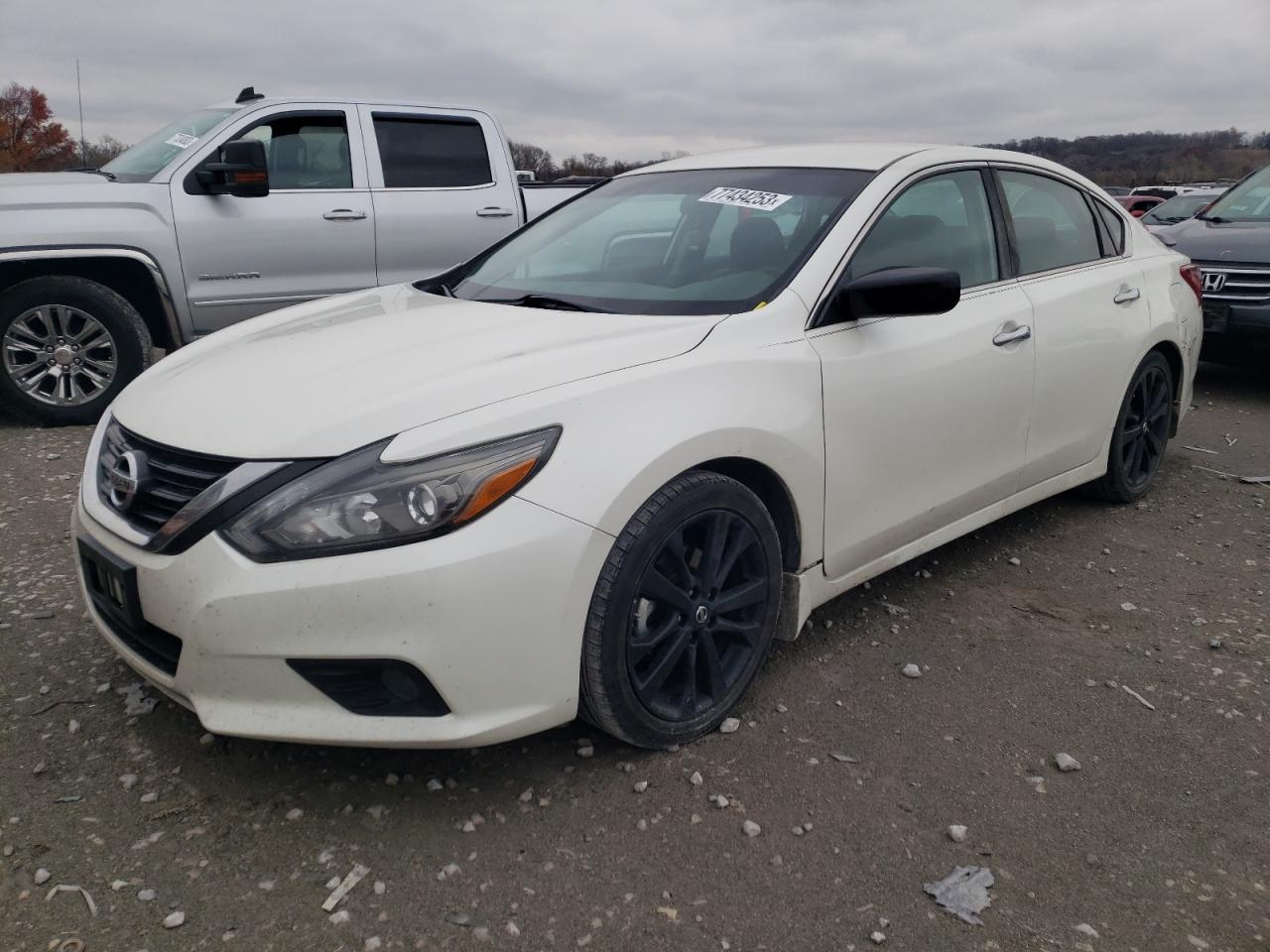Obraz 1 z 2017 NISSAN ALTIMA 2.5 2017 z VIN 1N4AL3AP5HC290079