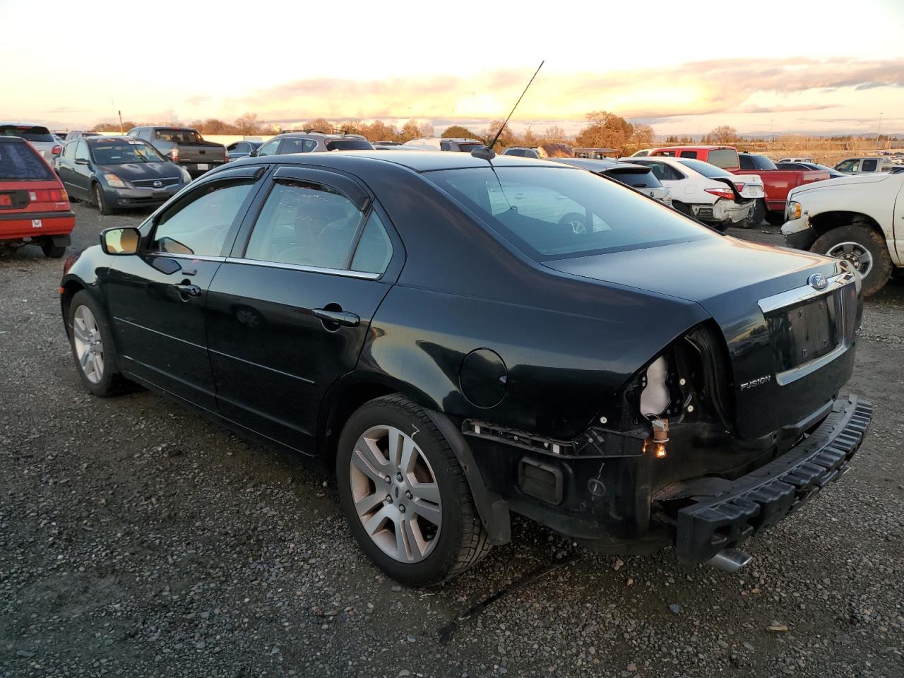 Image 2 of 2008 FORD FUSION SEL 2008 with VIN 3FAHP08198R104936