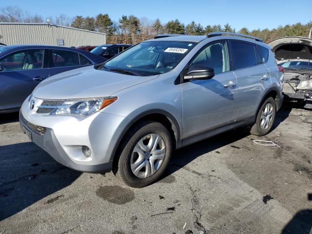 Image 1 of 2015 TOYOTA RAV4 LE 2015 with VIN JTMBFREV0FJ031963