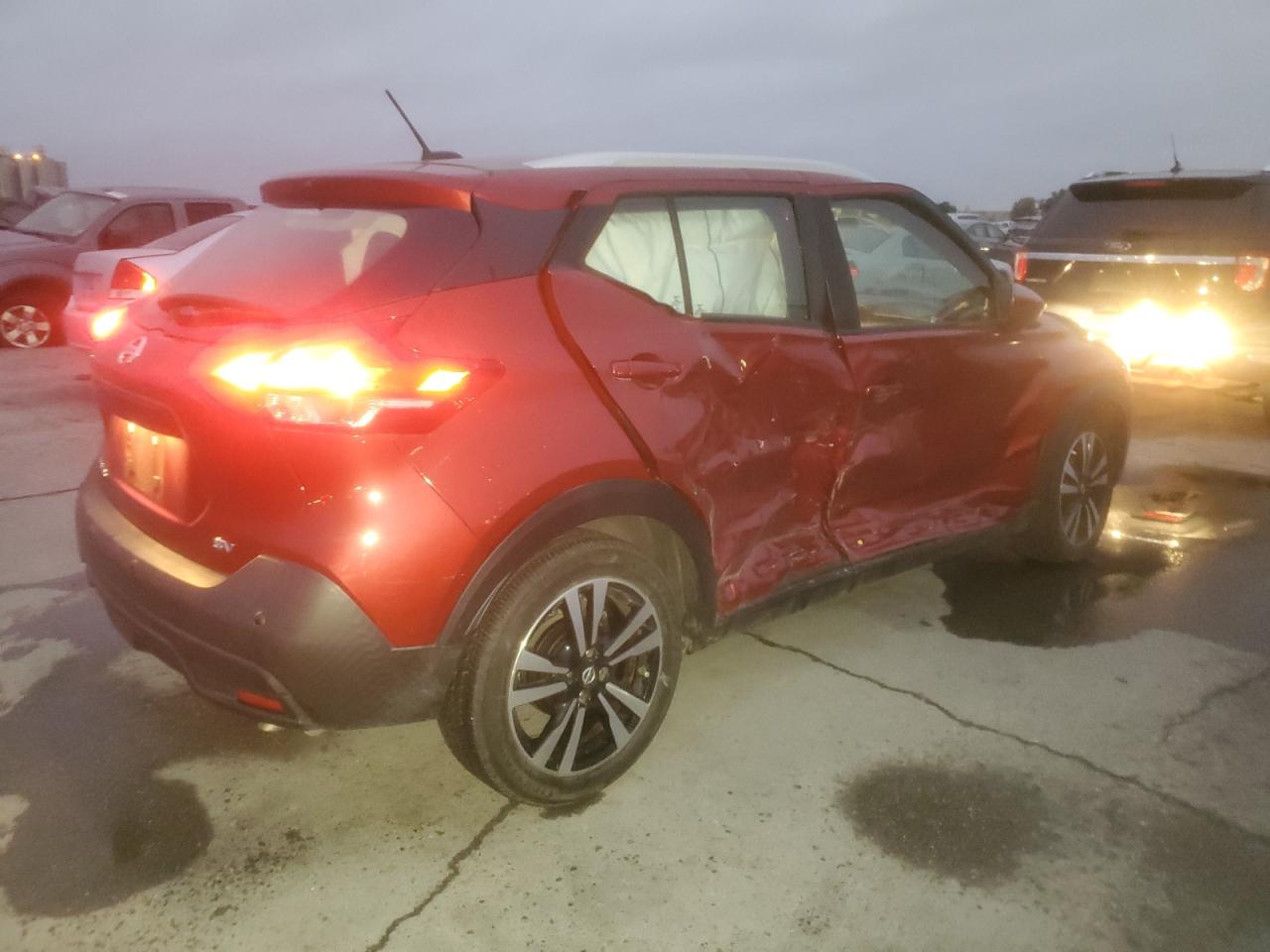 Изображение 3 2020 NISSAN KICKS SV 2020 с VIN 3N1CP5CV2LL478461