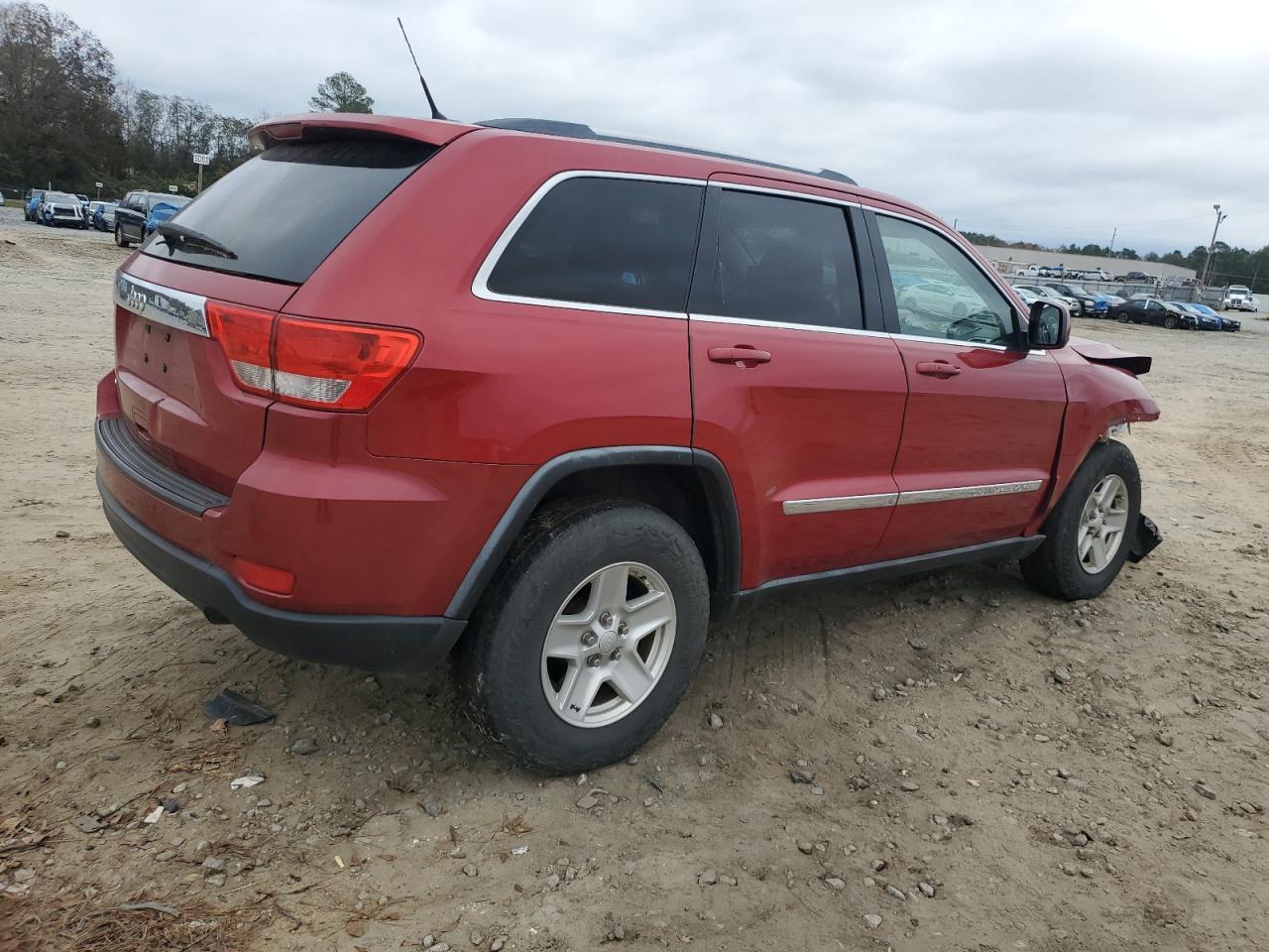 Image 3 of 2011 JEEP GRAND CHEROKEE LAREDO 2011 with VIN 1J4RS4GG5BC515745
