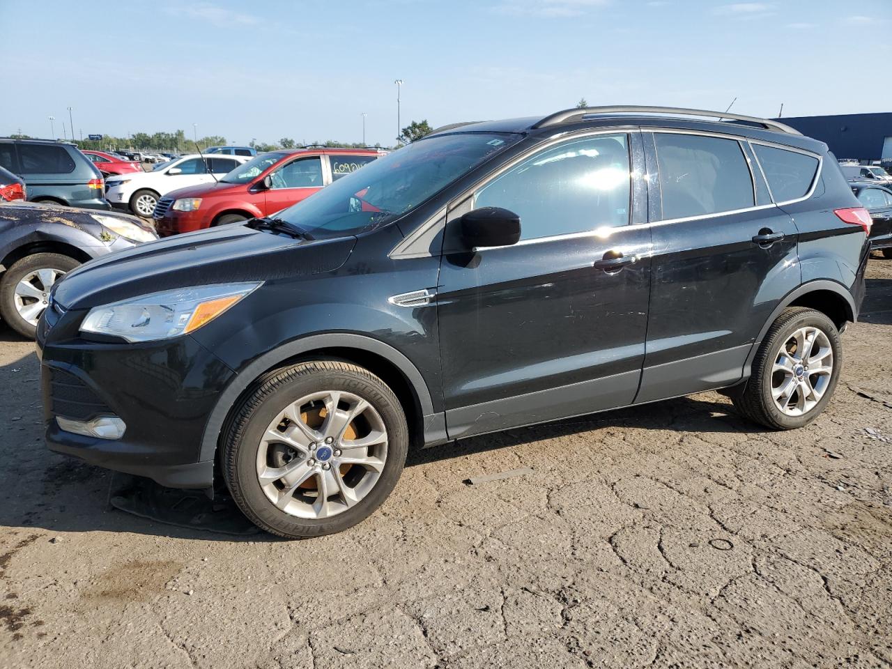 Изображение 1 2016 FORD ESCAPE SE 2016 с VIN 1FMCU9GX1GUB56703