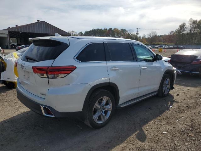 Image 3 of 2018 TOYOTA HIGHLANDER LIMITED 2018 with VIN 5TDYZRFH4JS275332