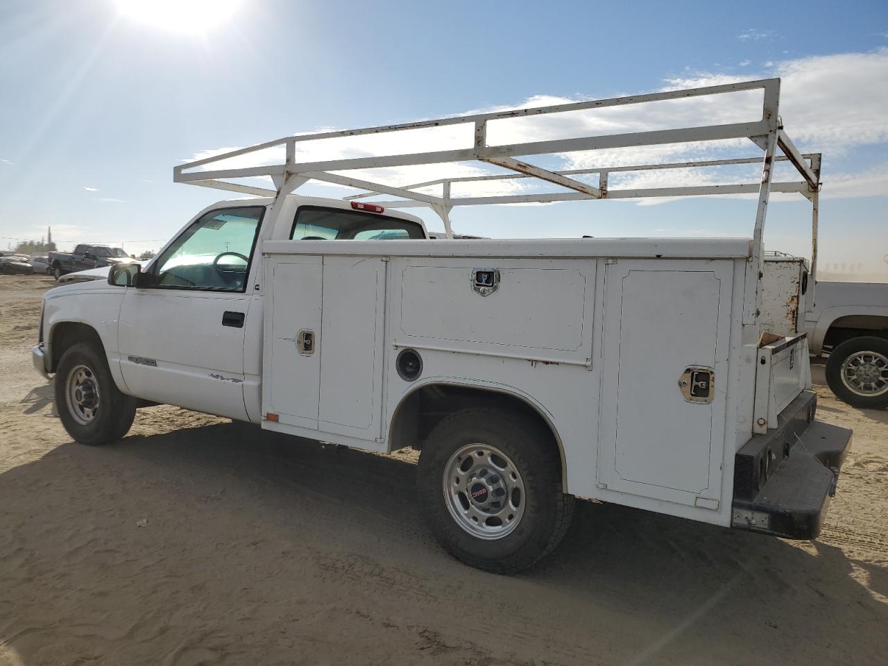 Изображение 2 1999 GMC SIERRA C3500 1999 с VIN 1GDGC34R1XF022897