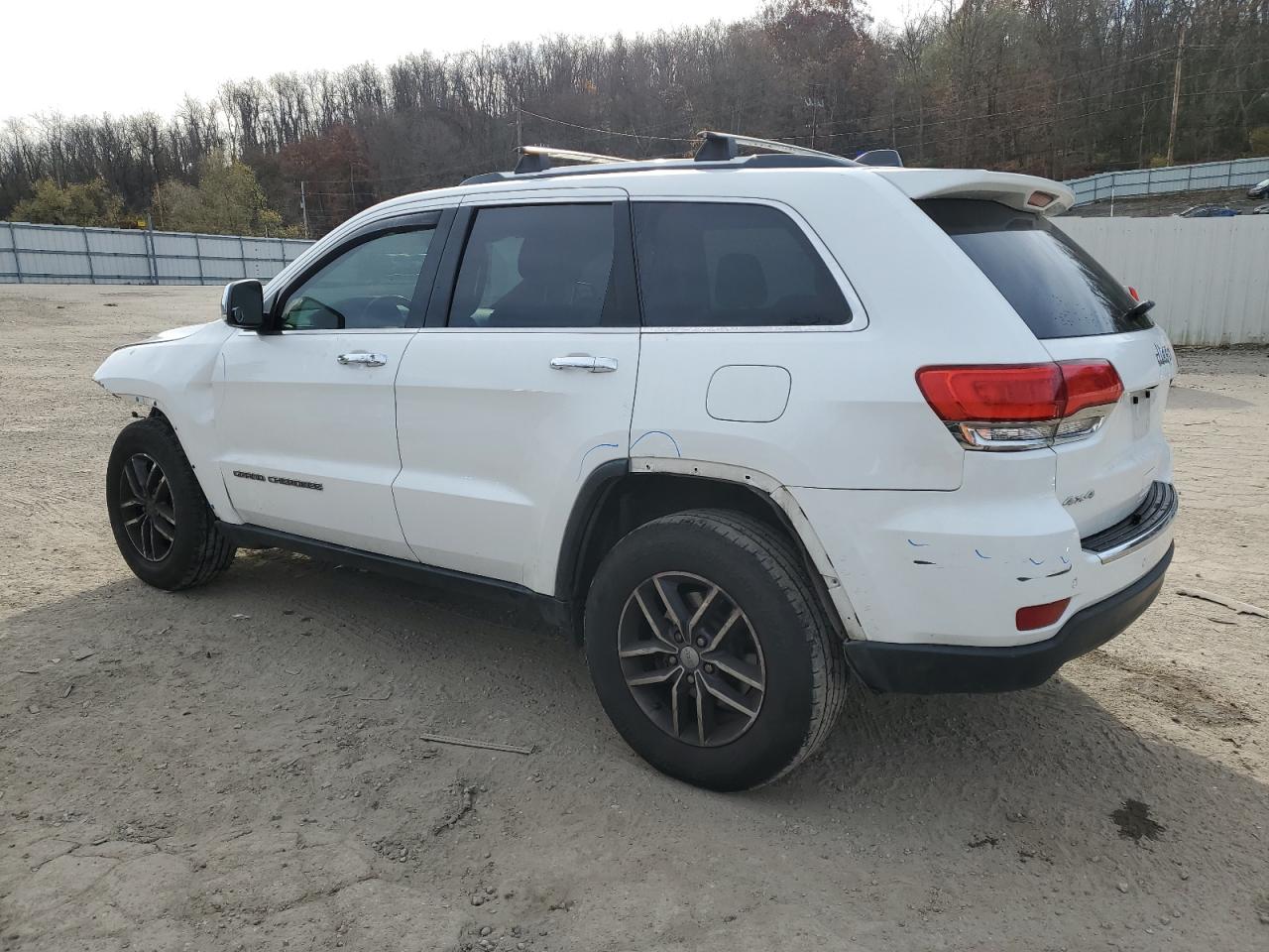 Image 2 of 2017 JEEP GRAND CHEROKEE LIMITED 2017 with VIN 1C4RJFBG3HC712210