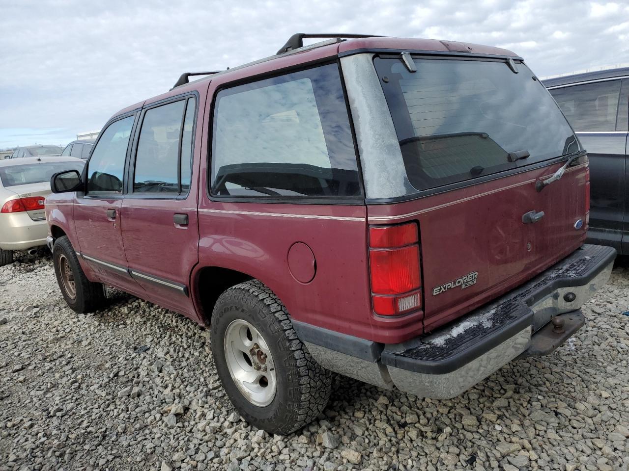 Image 2 of 1992 FORD EXPLORER  1992 with VIN 1FMDU32X9NUD77021