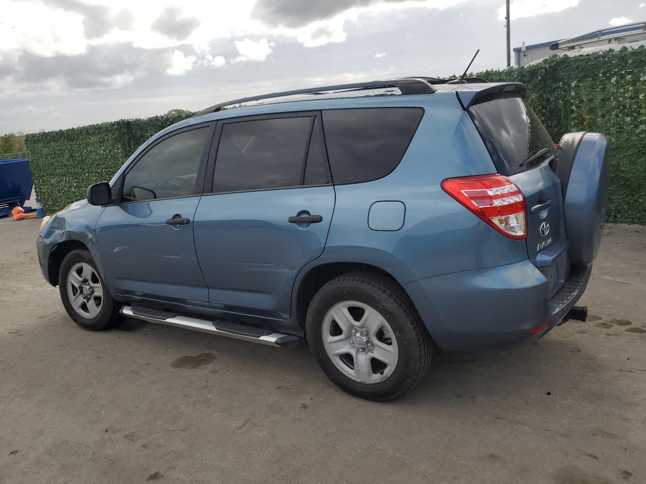 Image 2 of 2011 TOYOTA RAV4  2011 with VIN 2T3ZF4DV0BW058224
