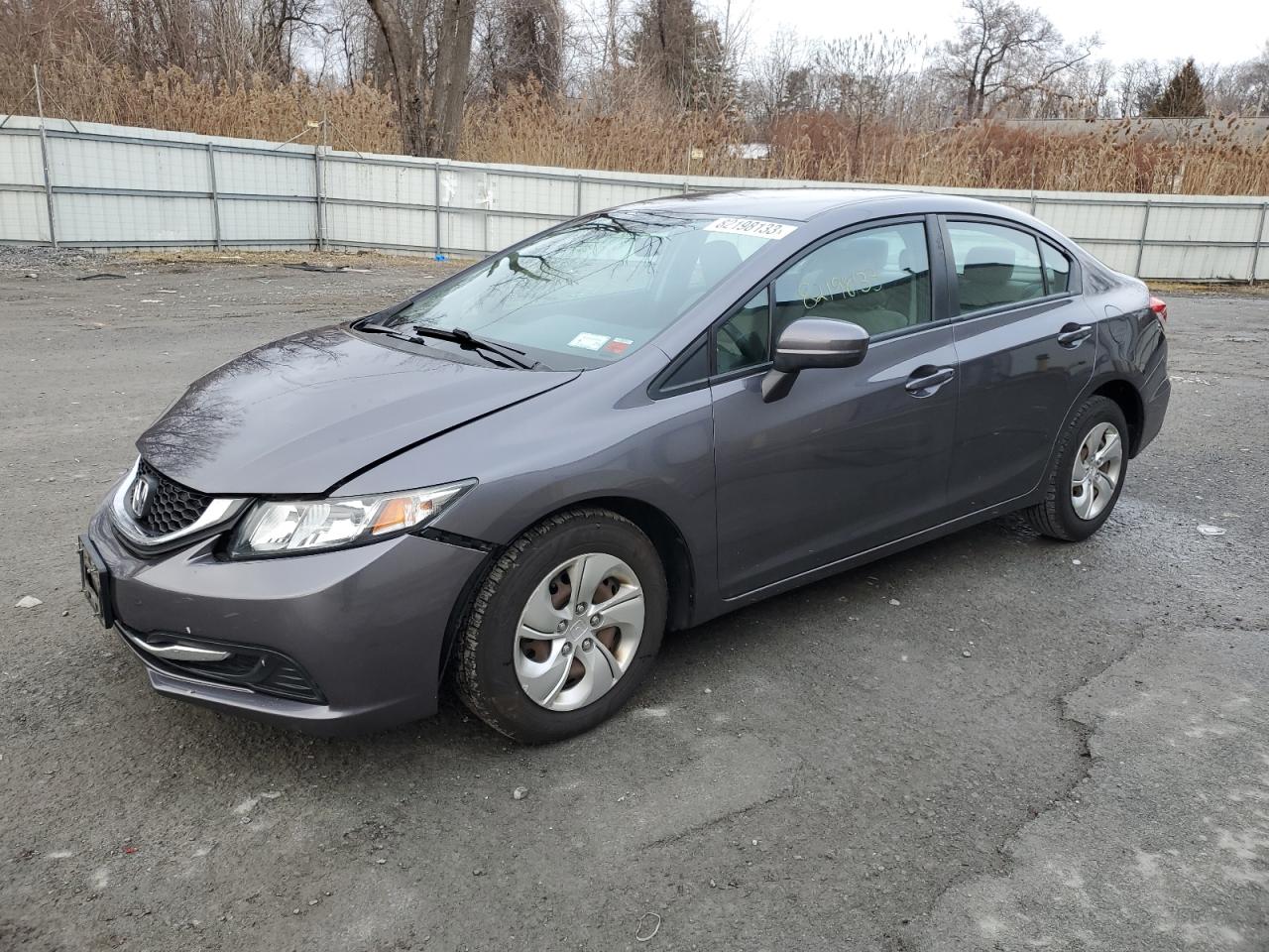 Image 1 of 2015 HONDA CIVIC LX 2015 with VIN 19XFB2F5XFE233600